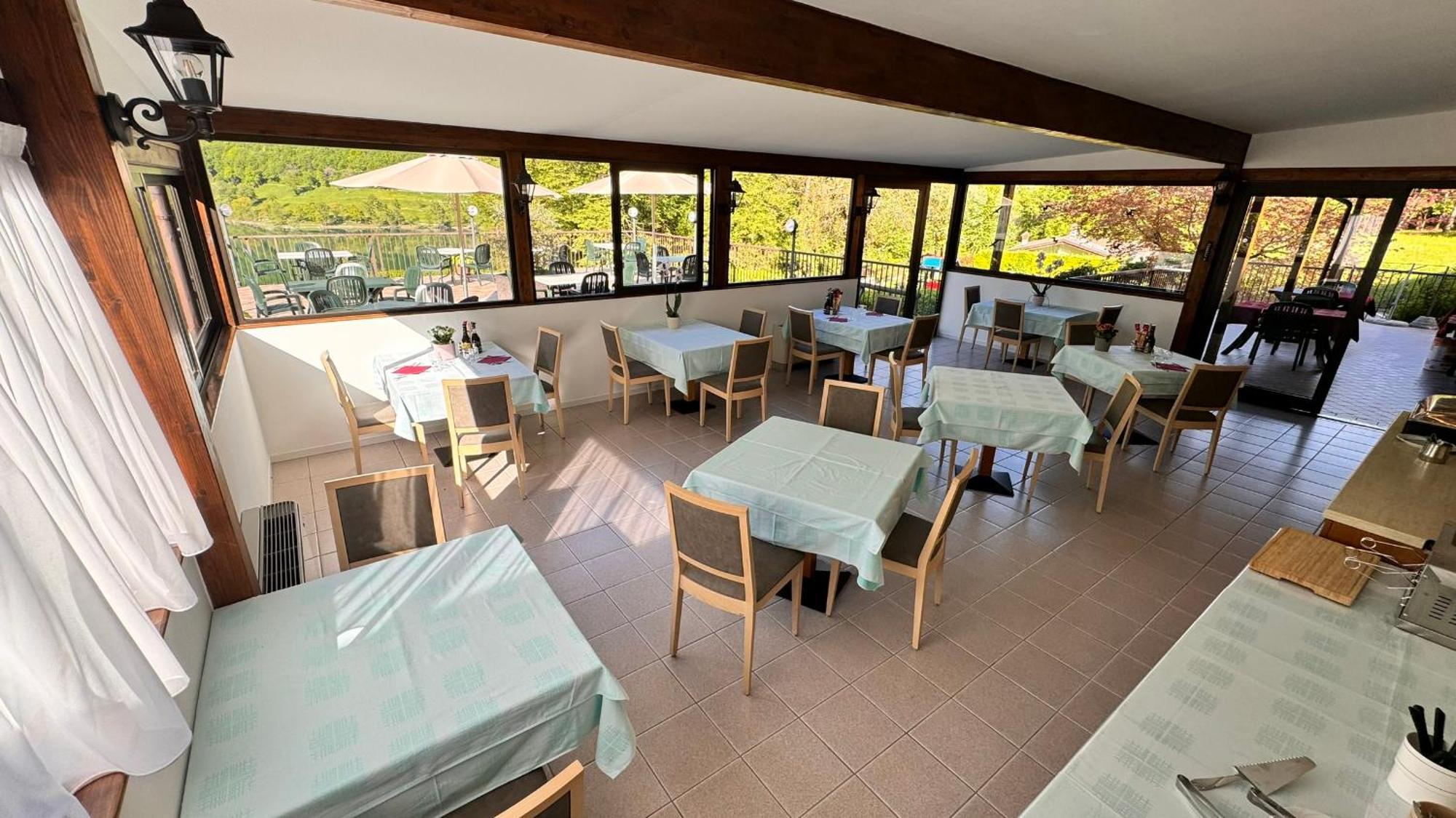 Albergo Stella Alpina Tenno Bagian luar foto