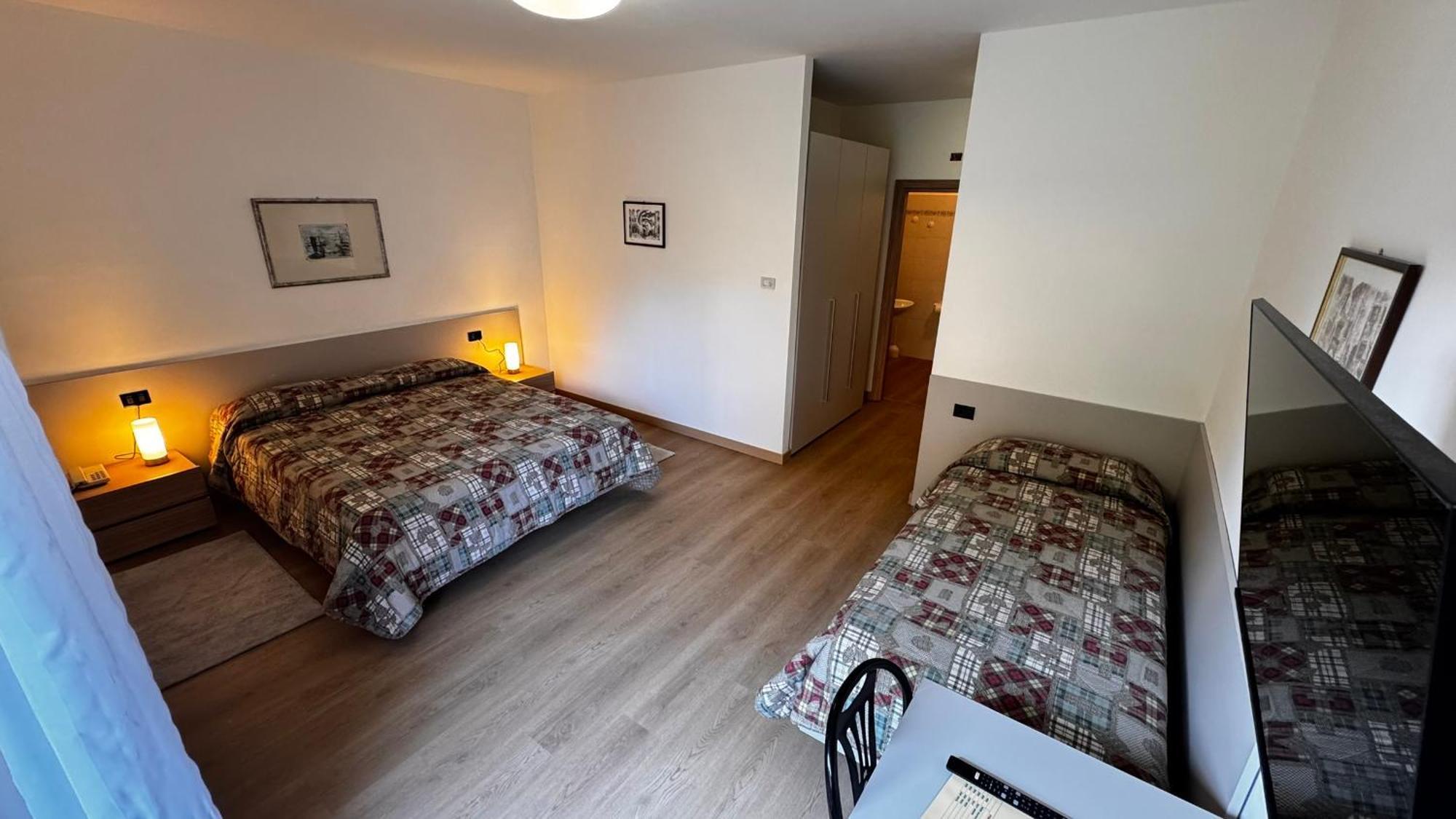 Albergo Stella Alpina Tenno Bagian luar foto